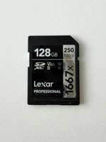 Minneskort 128GB